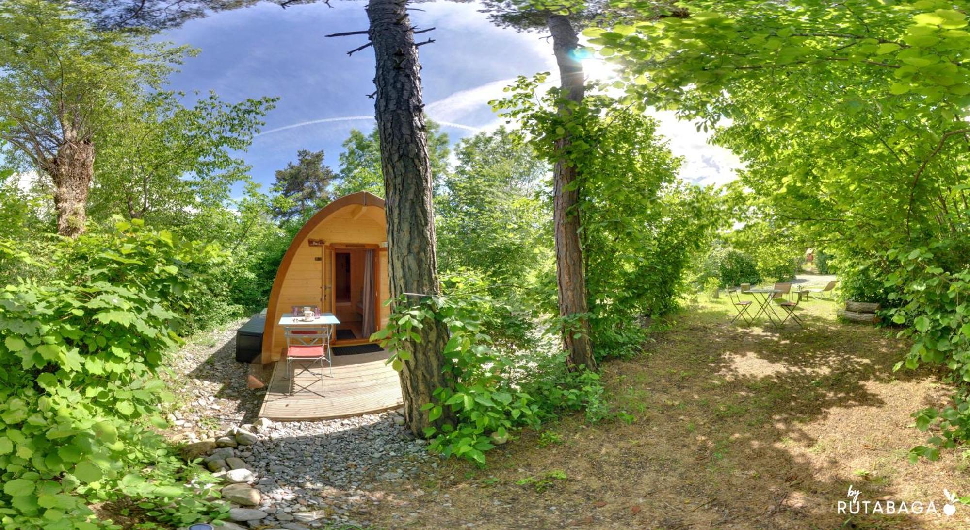 Camping-Hotel De Plein Air Les 2 Bois Baratier Exterior photo